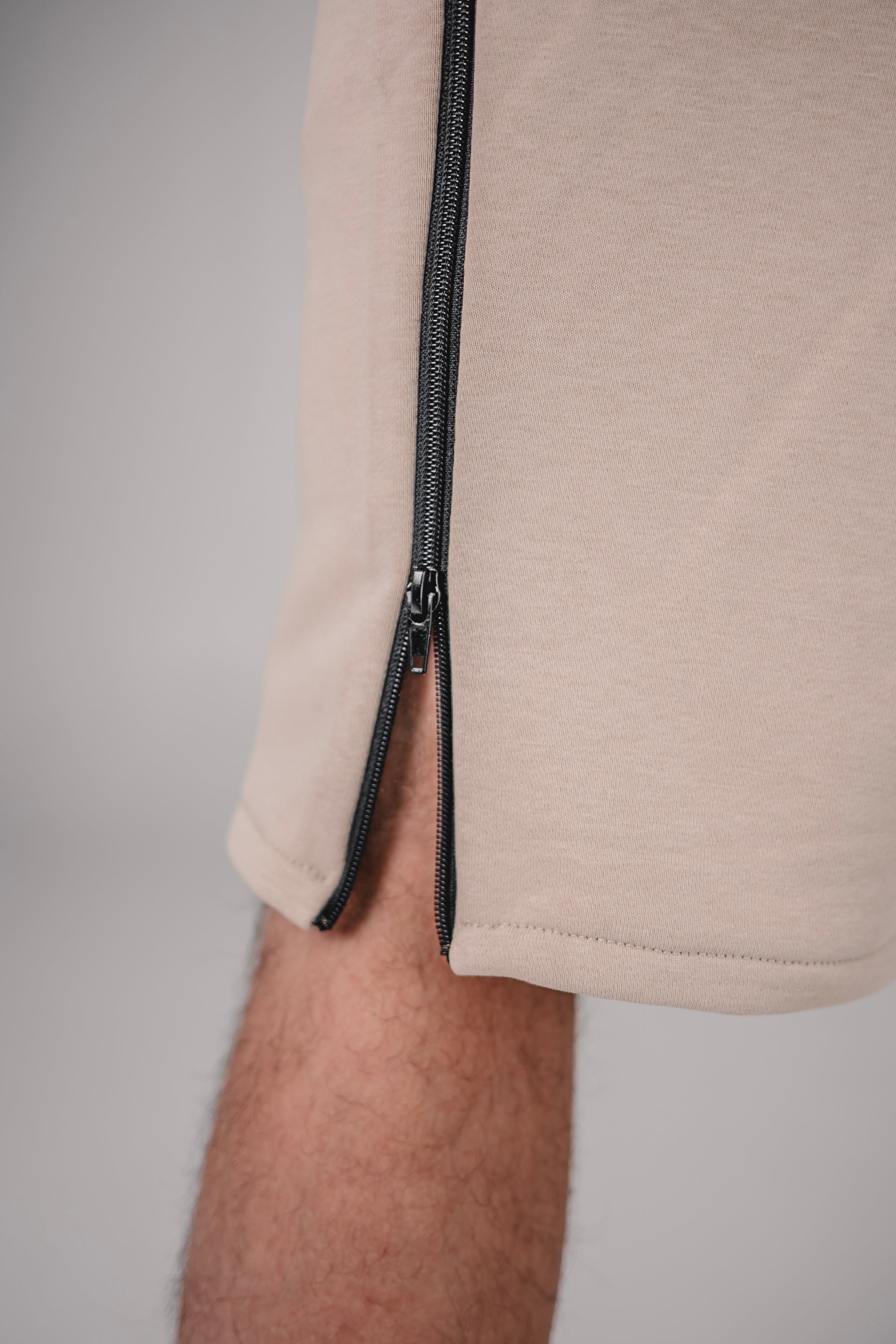 Men’s Adaptive Shorts with Full-Length Side Zippers