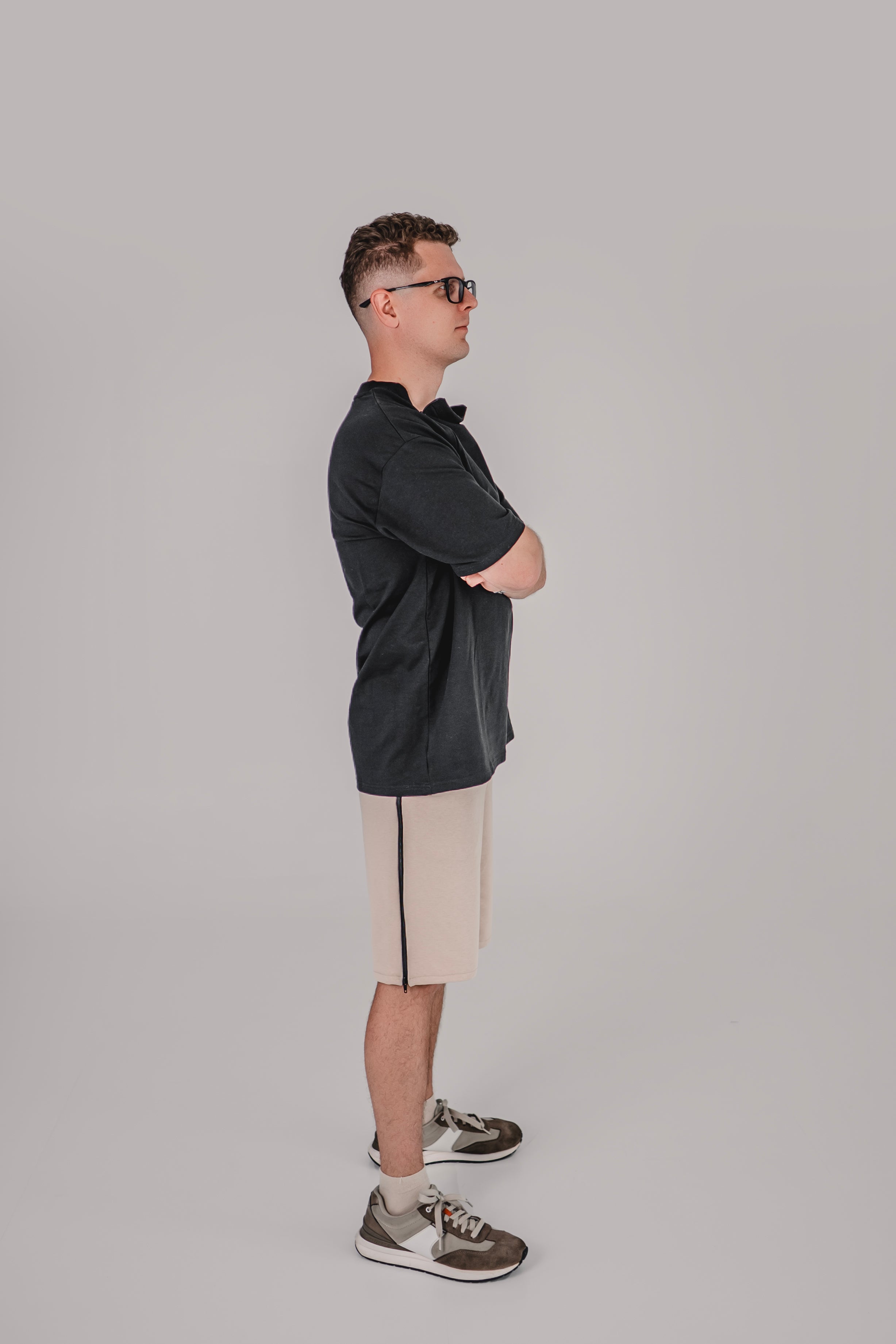 Men’s Adaptive Shorts with Full-Length Side Zippers